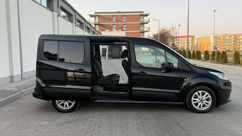 FORD Tourneo Connect -