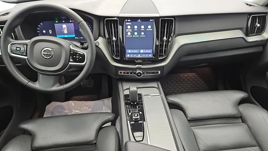 VOLVO XC60 -