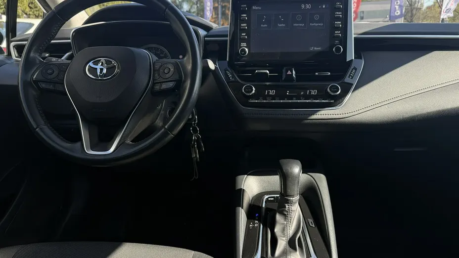 TOYOTA Corolla -
