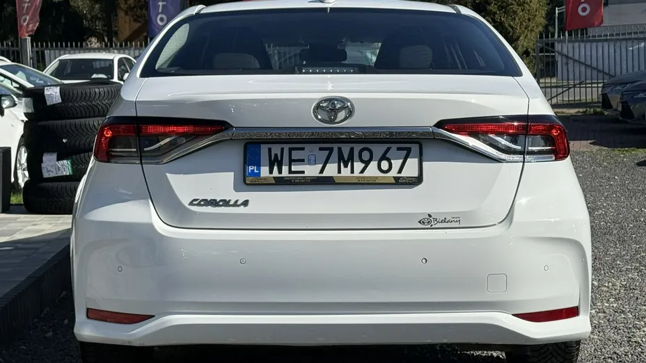 TOYOTA Corolla -