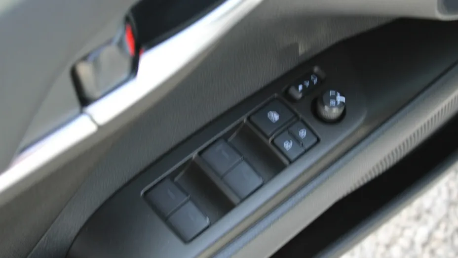 TOYOTA Camry -