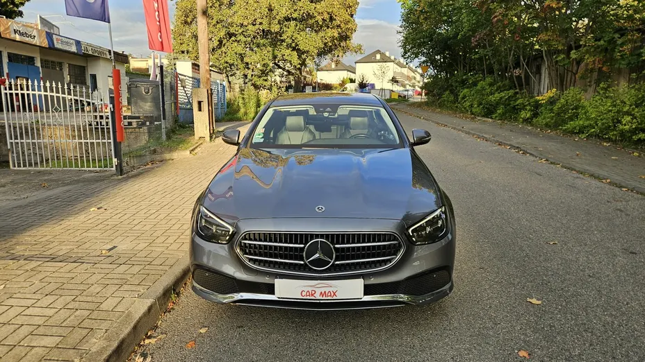 MERCEDES-BENZ E Klasa -