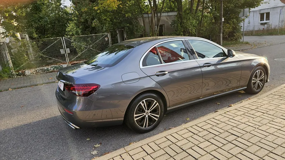 MERCEDES-BENZ E Klasa -