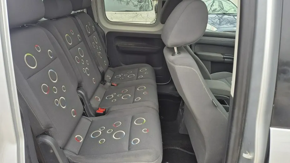 VOLKSWAGEN Caddy -