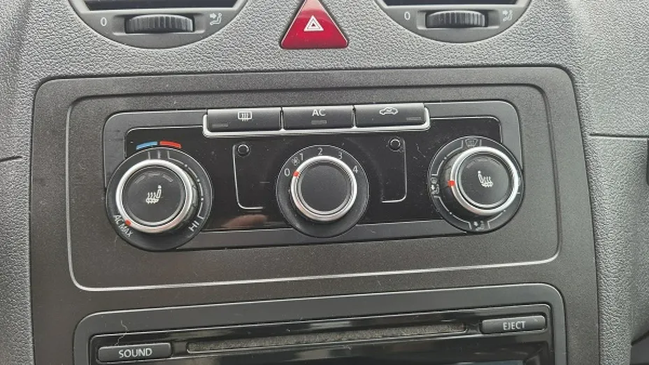 VOLKSWAGEN Caddy -
