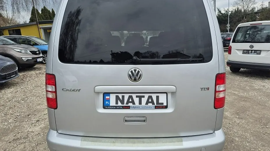VOLKSWAGEN Caddy -