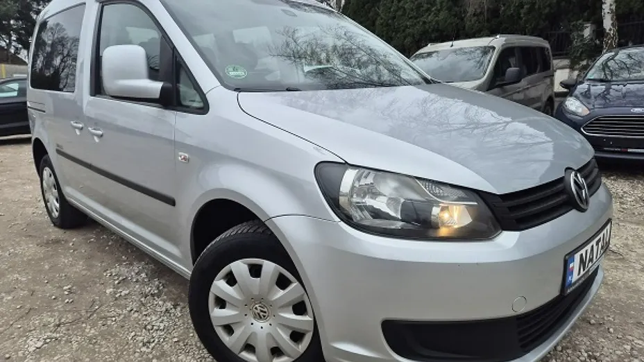 VOLKSWAGEN Caddy -