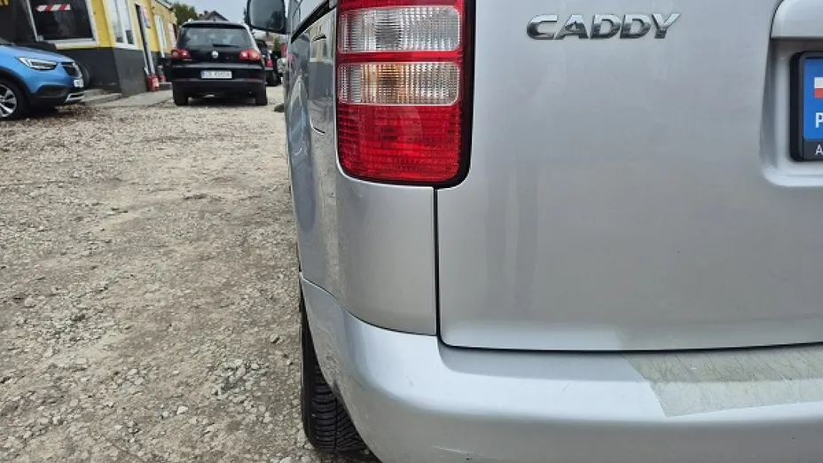 VOLKSWAGEN Caddy -