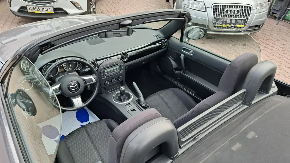 MAZDA MX-5 -