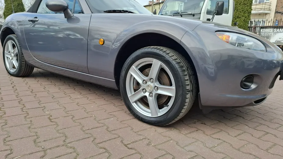 MAZDA MX-5 -
