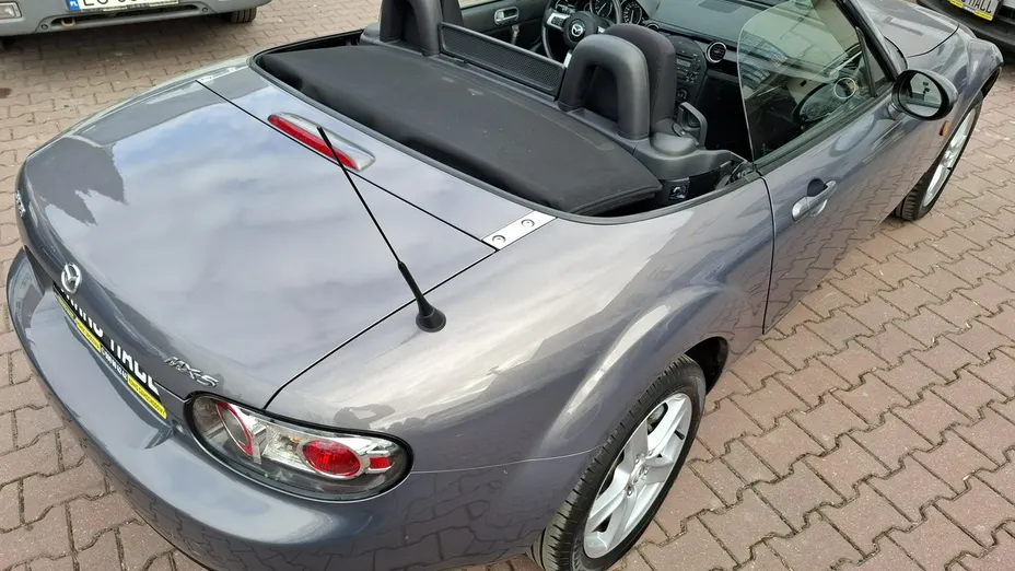 MAZDA MX-5 -