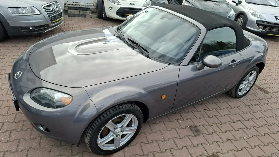 MAZDA MX-5 -