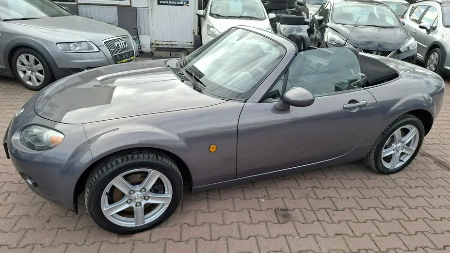 MAZDA MX-5 -
