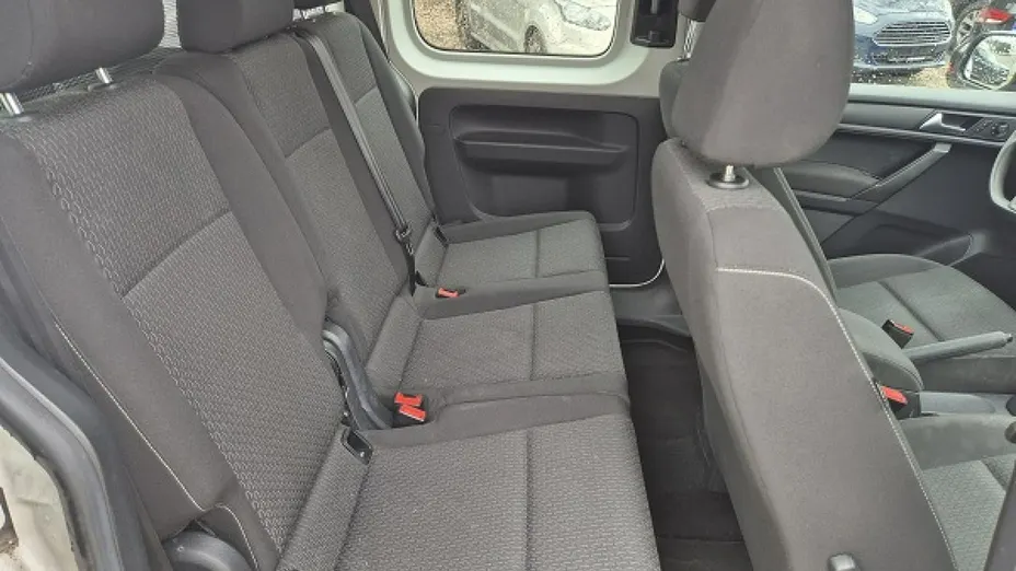 VOLKSWAGEN Caddy -