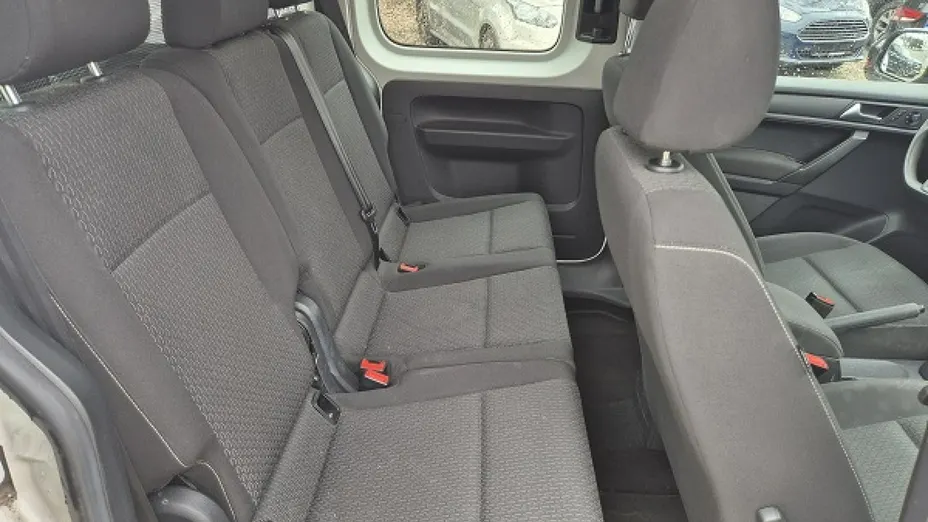 VOLKSWAGEN Caddy -