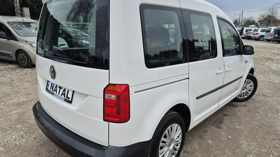 VOLKSWAGEN Caddy -