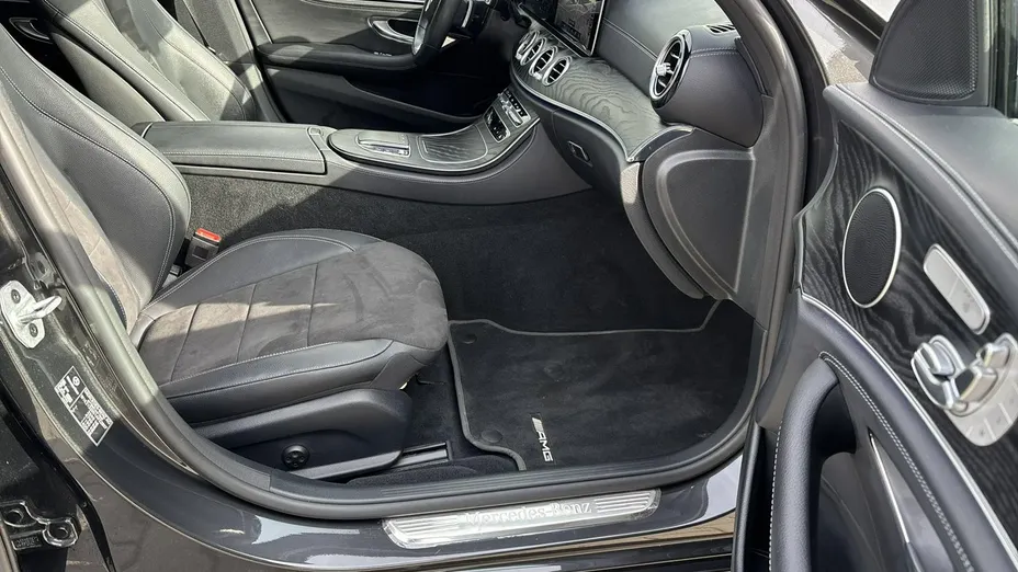 MERCEDES-BENZ E Klasa -