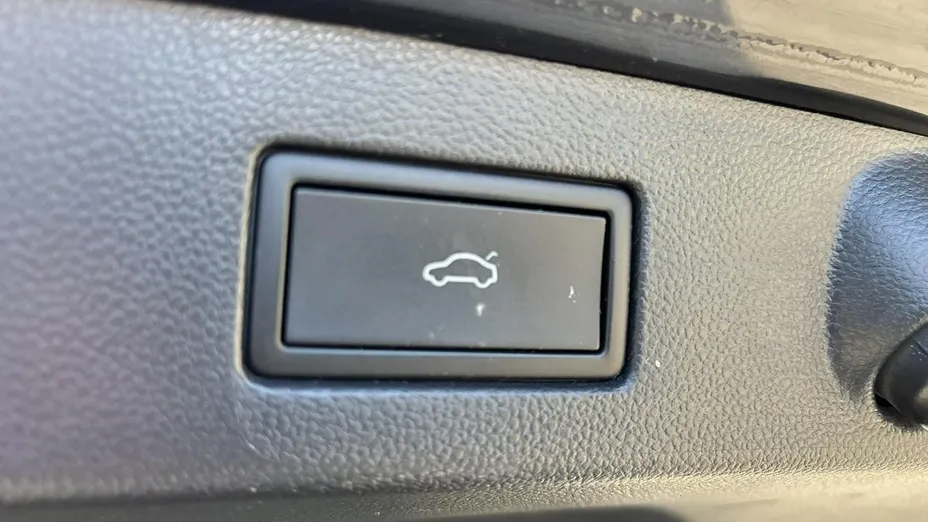VOLKSWAGEN Arteon -
