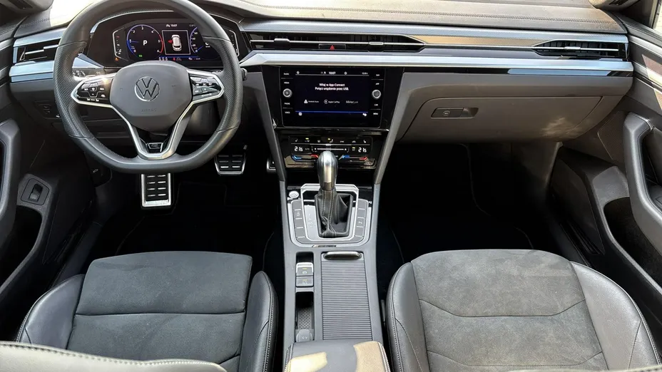 VOLKSWAGEN Arteon -