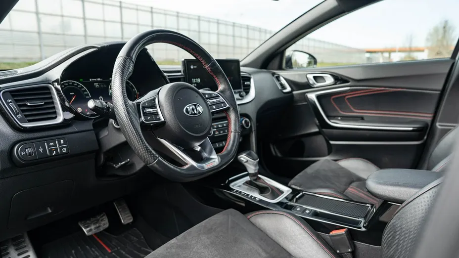 KIA ProCeed -