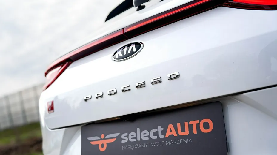 KIA ProCeed -