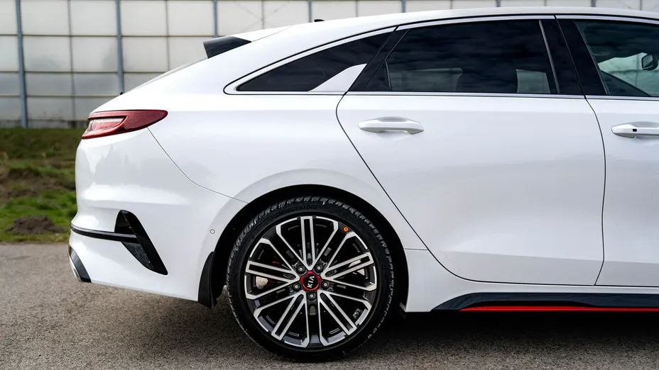 KIA ProCeed -