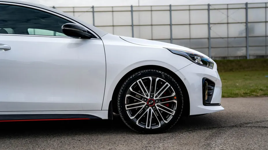 KIA ProCeed -