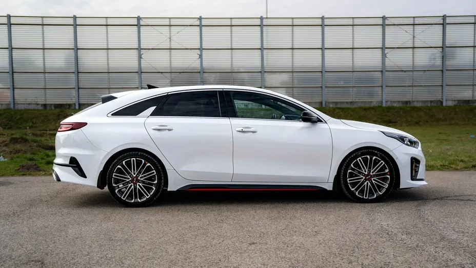 KIA ProCeed -
