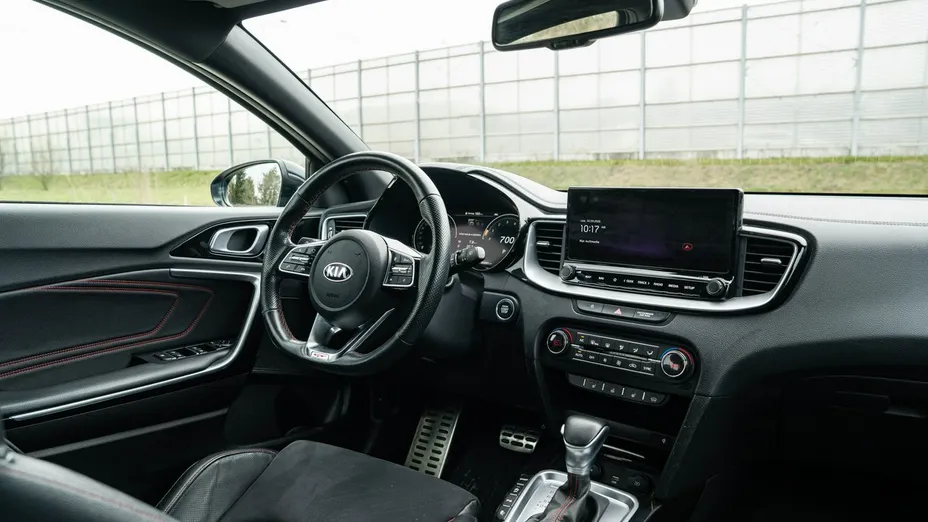 KIA ProCeed -