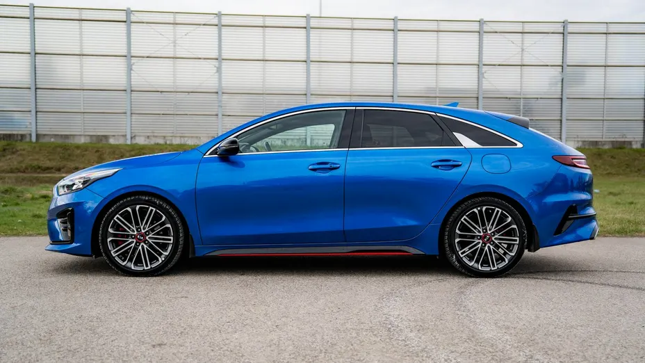 KIA ProCeed -