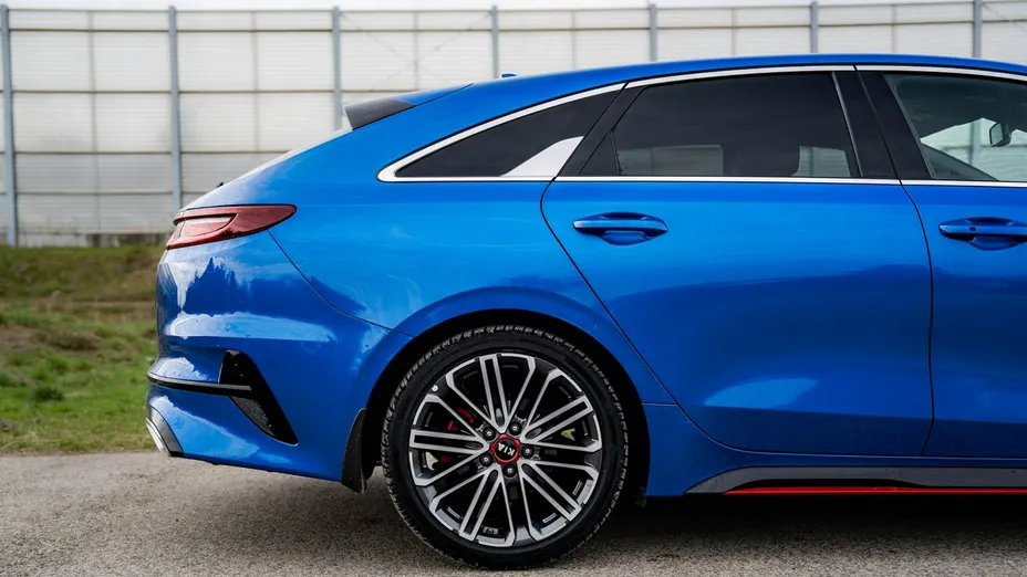 KIA ProCeed -
