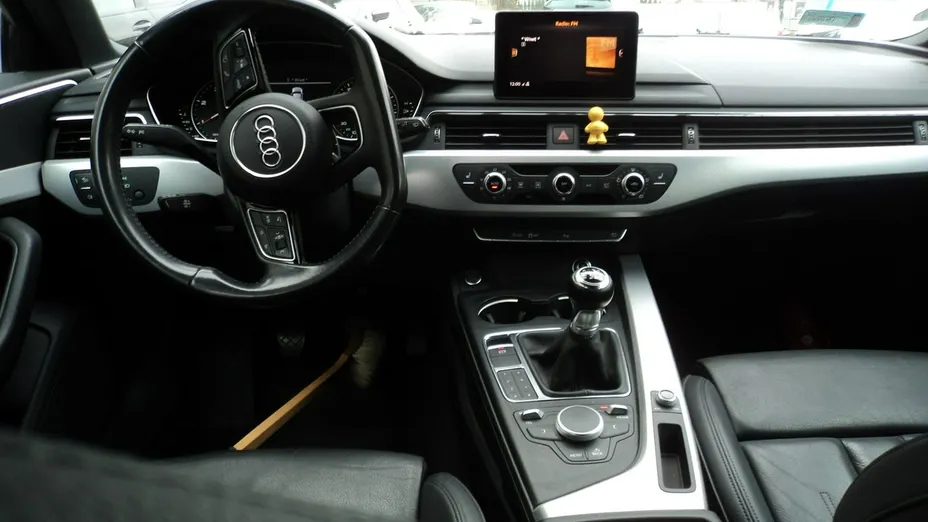 AUDI A4 -