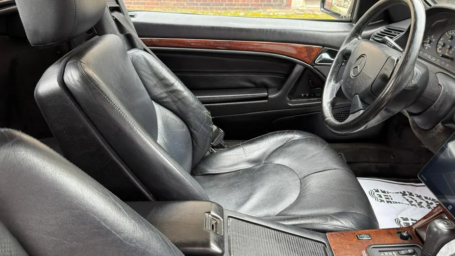 MERCEDES-BENZ SL -