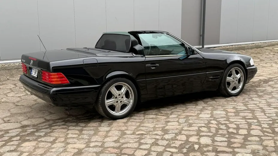 MERCEDES-BENZ SL -