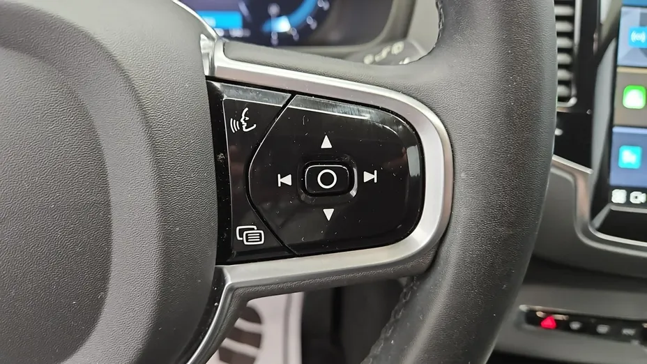 VOLVO XC90 -