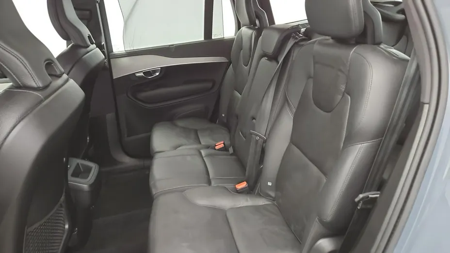 VOLVO XC90 -
