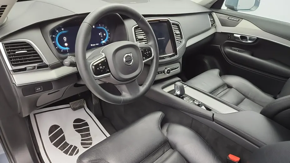 VOLVO XC90 -