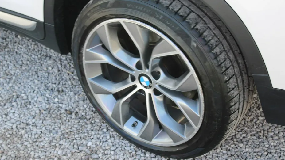 BMW X3 -