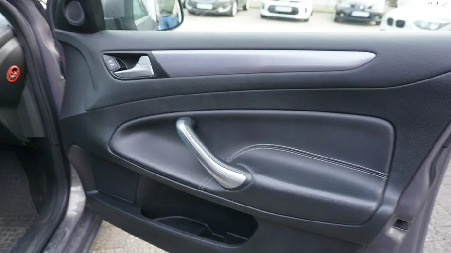 FORD Mondeo -