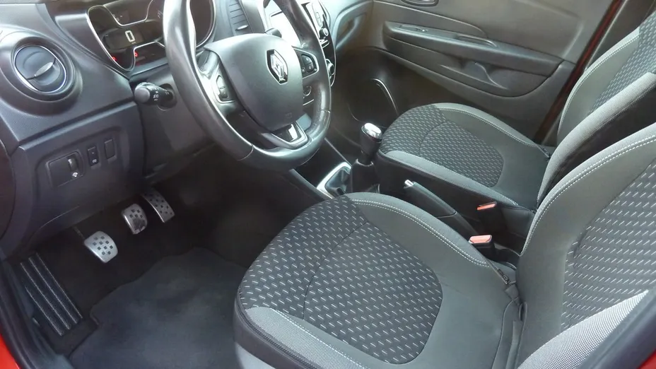 RENAULT Captur -