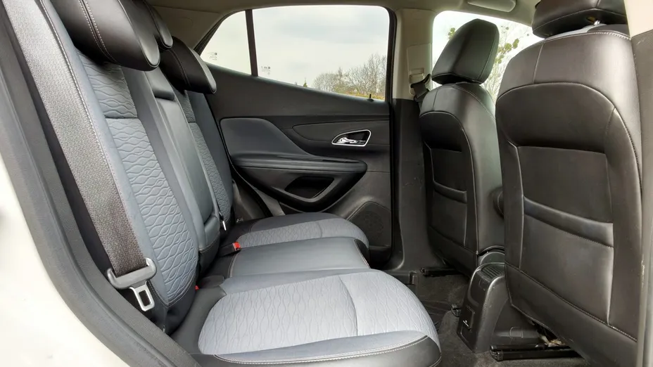 OPEL Mokka -