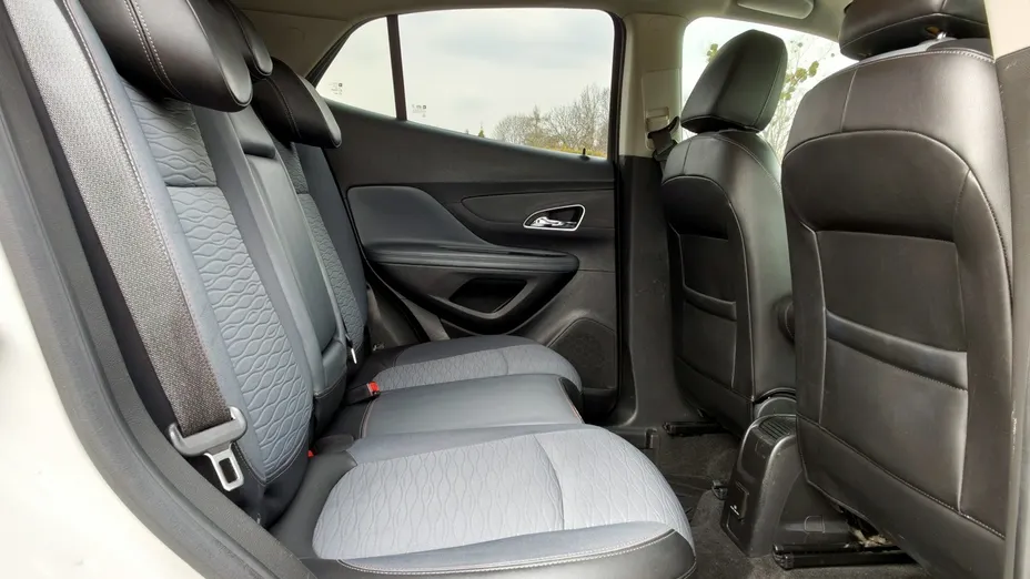 OPEL Mokka -