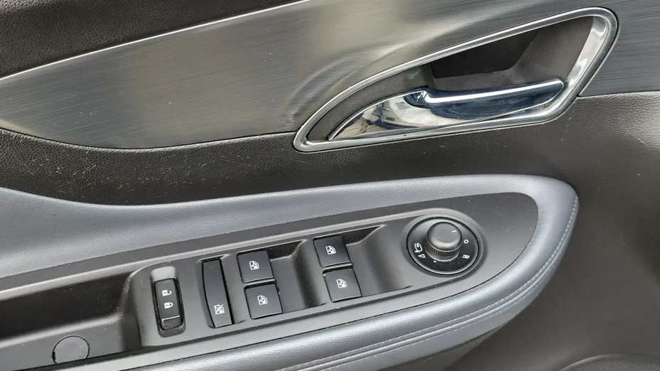 OPEL Mokka -