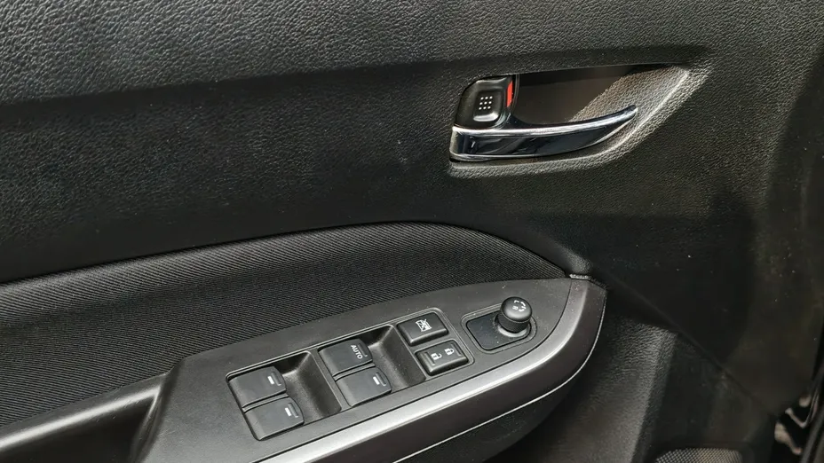 SUZUKI Vitara -