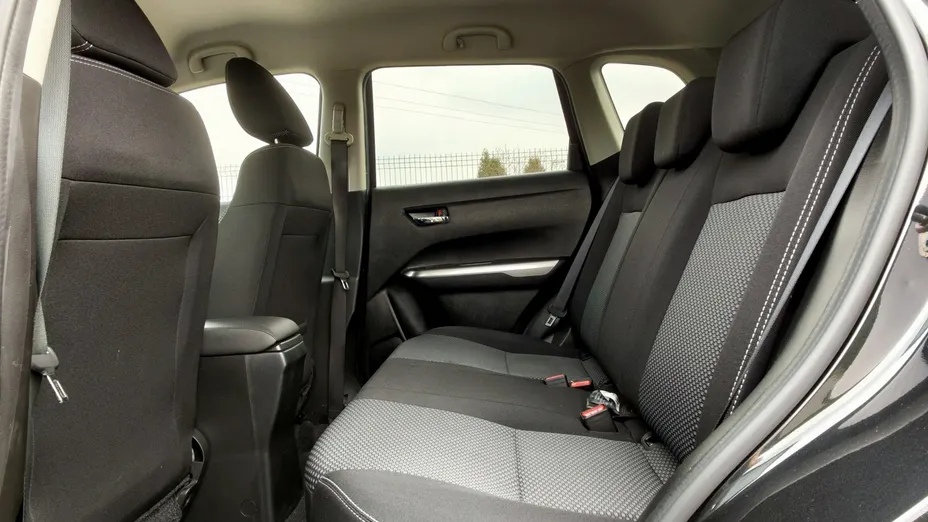 SUZUKI Vitara -