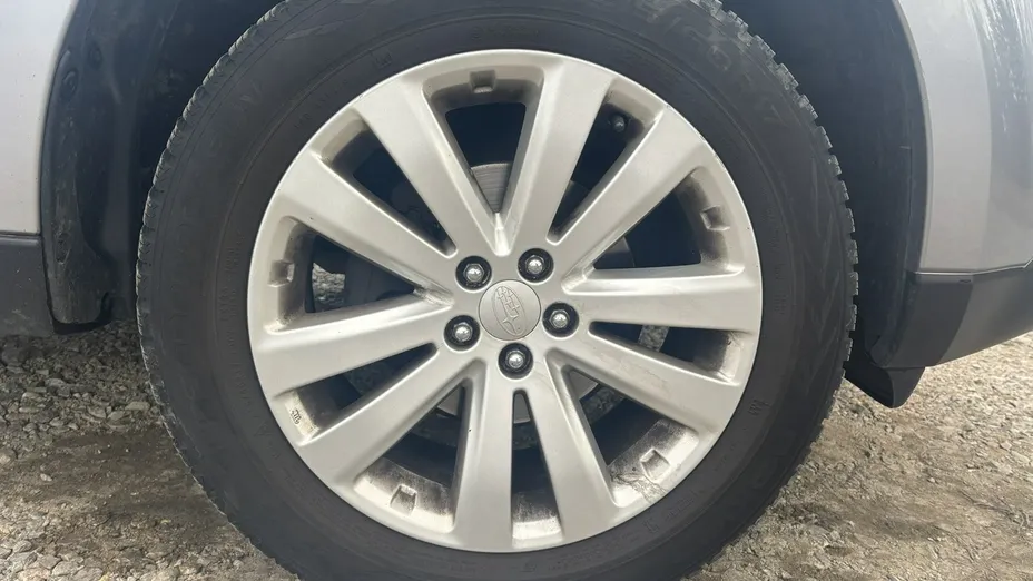 SUBARU Forester -