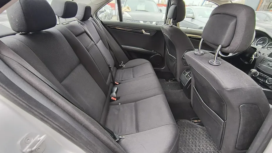 MERCEDES-BENZ C Klasa -