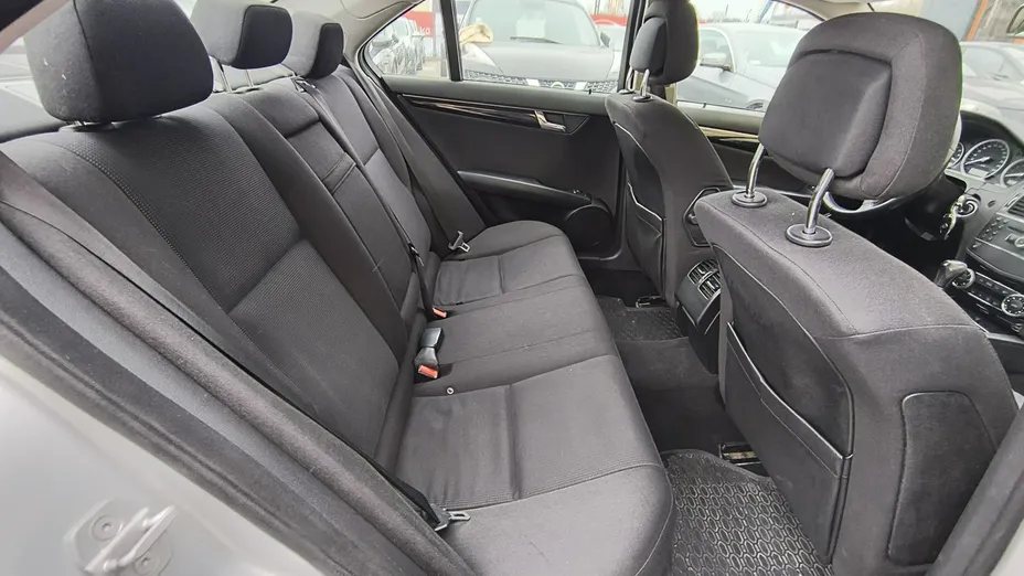 MERCEDES-BENZ C Klasa -