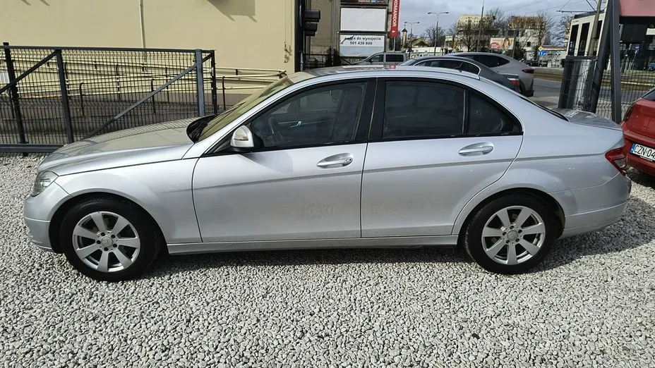 MERCEDES-BENZ C Klasa -