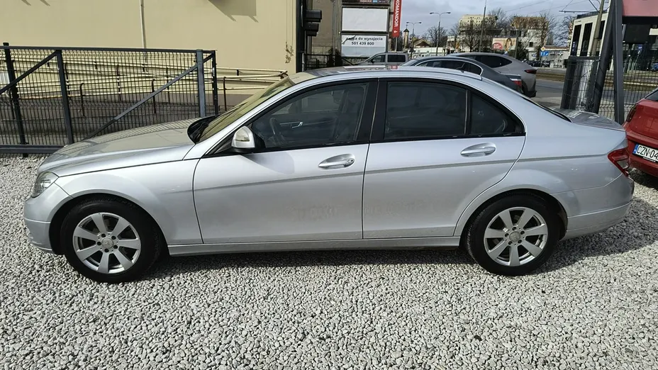 MERCEDES-BENZ C Klasa -